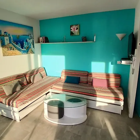 Bright Near With Pool جوان ليه باه